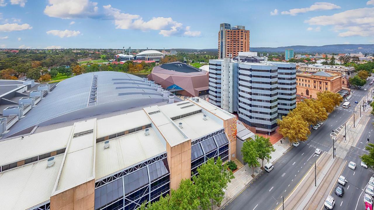 Oaks Adelaide Embassy Suites Εξωτερικό φωτογραφία