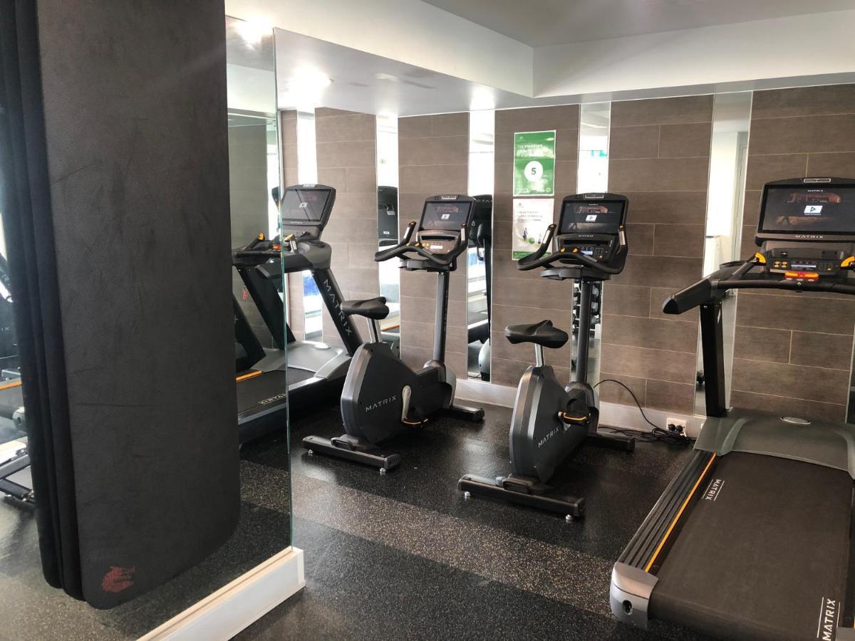 Oaks Adelaide Embassy Suites Εξωτερικό φωτογραφία
