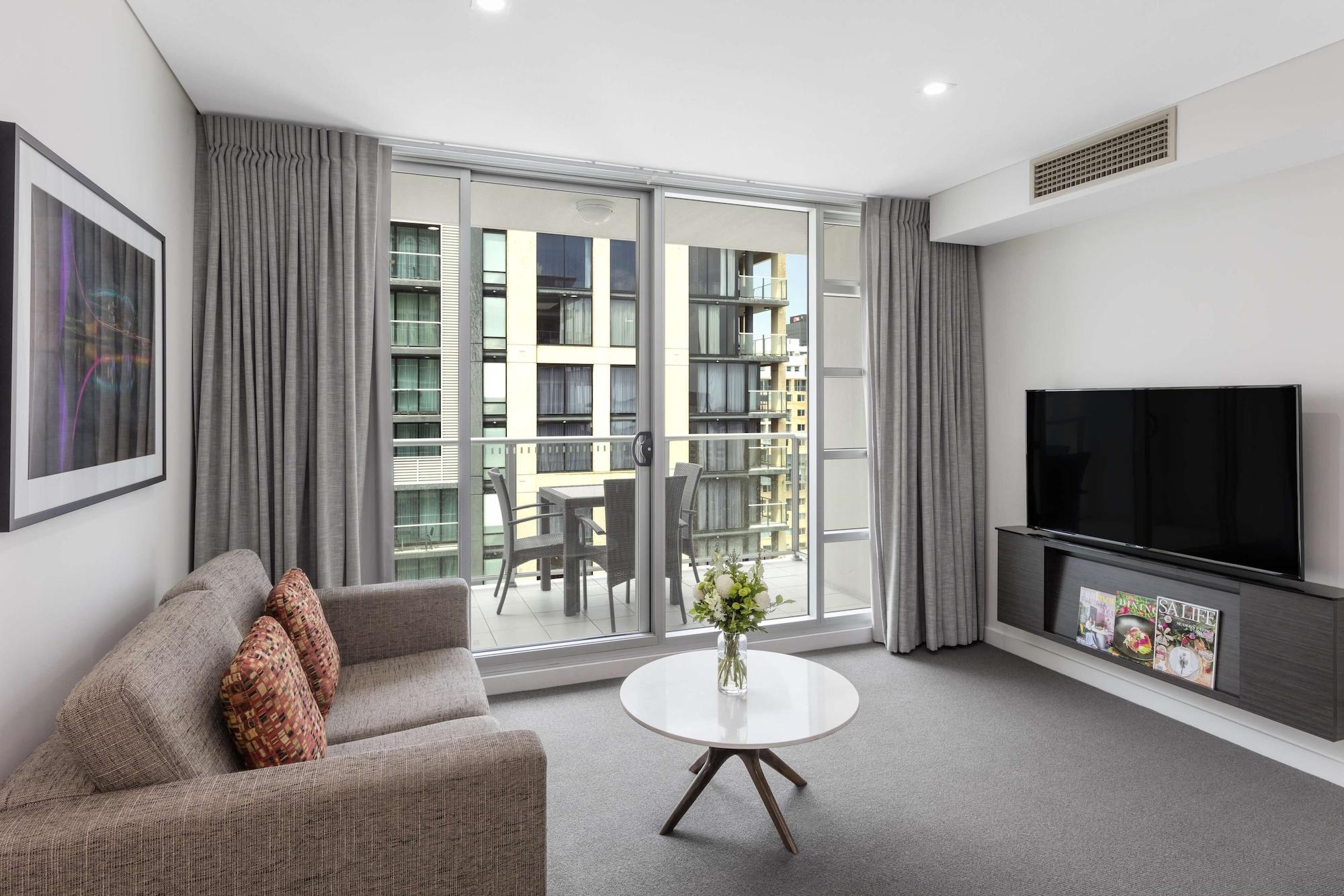 Oaks Adelaide Embassy Suites Εξωτερικό φωτογραφία